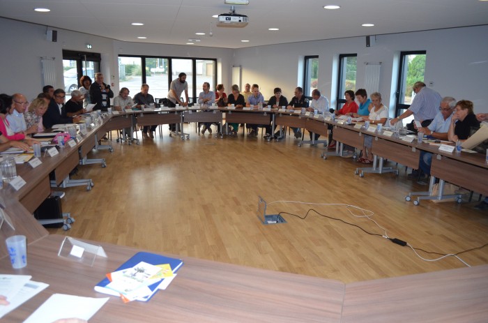 Le conseil communautaire a inauguré ce soir, sa nouvelle salle de réunion