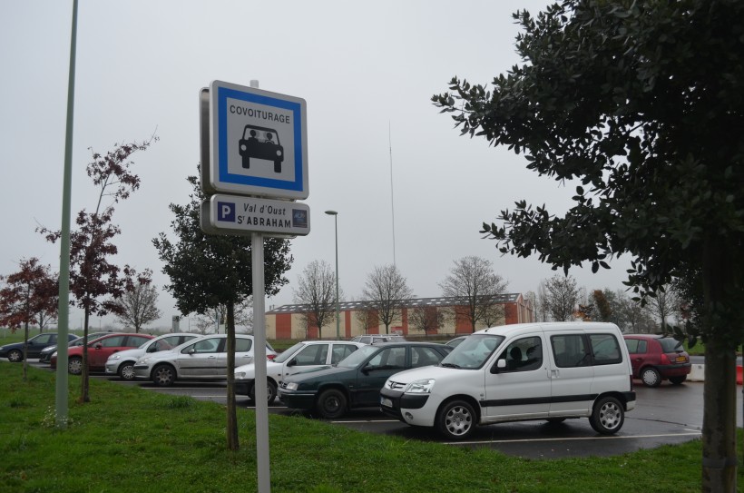 L'aire de covoiturage de Saint-Abraham va servir de test à une opération d'avant-garde