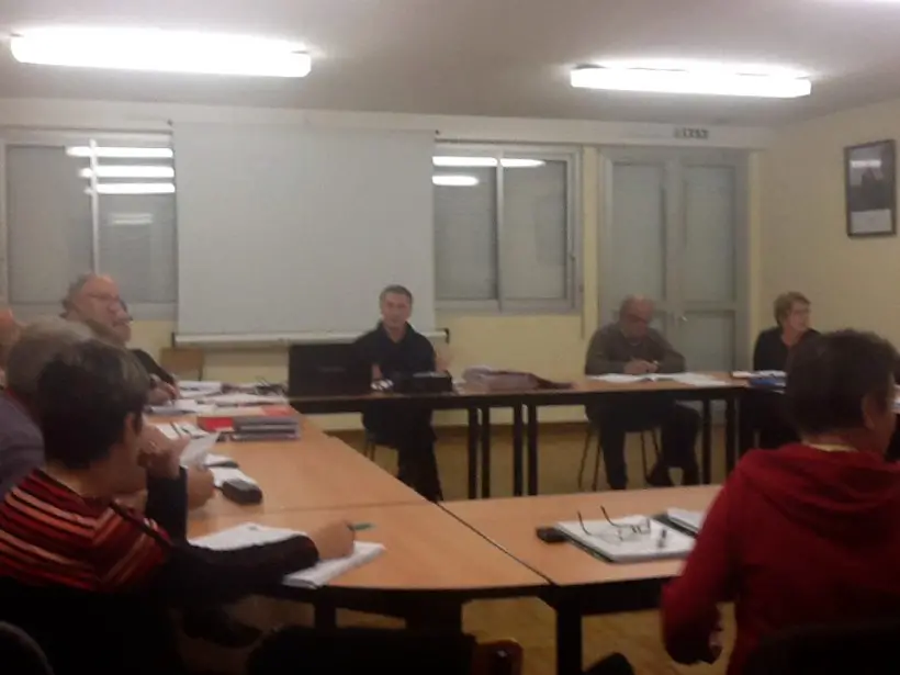 la réunion du conseil municipal de Caro, le 17 décembre