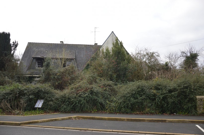 La maison pluridisciplinaire de santé va être installée sur cette parcelle après démolition de la maison abandonnée