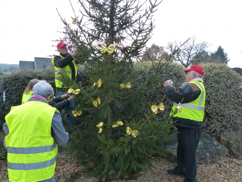 Le sapin prend des allures de fête