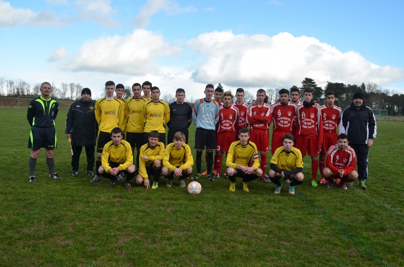 Les deux équipes de Questembert et vannes Ménimur (U19)