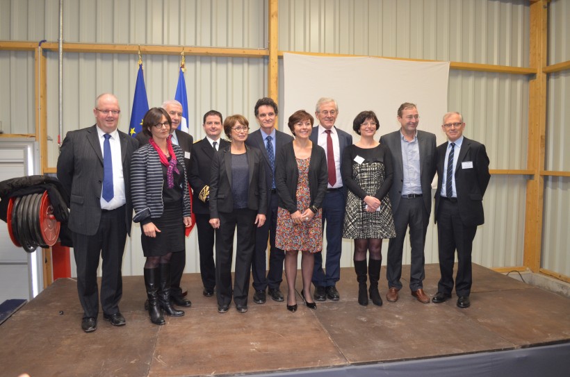 Au centre de gauche à droite Claudine Josso, pdg de Josso, Carole Delga, secrétaire d'Etat et Bénédicte Jézequel, directrice générale de Silvadec