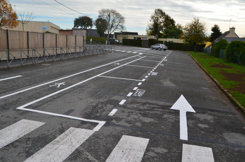 Face à l'école Beausoleil, moins de parkings et une circulation fluidifiée