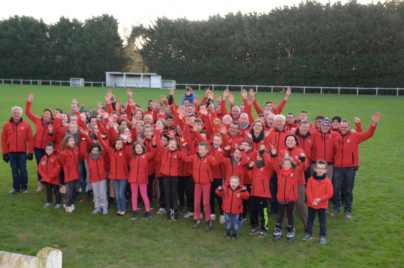 Footballeurs et basketteuses réunis sous les mêmes couleurs