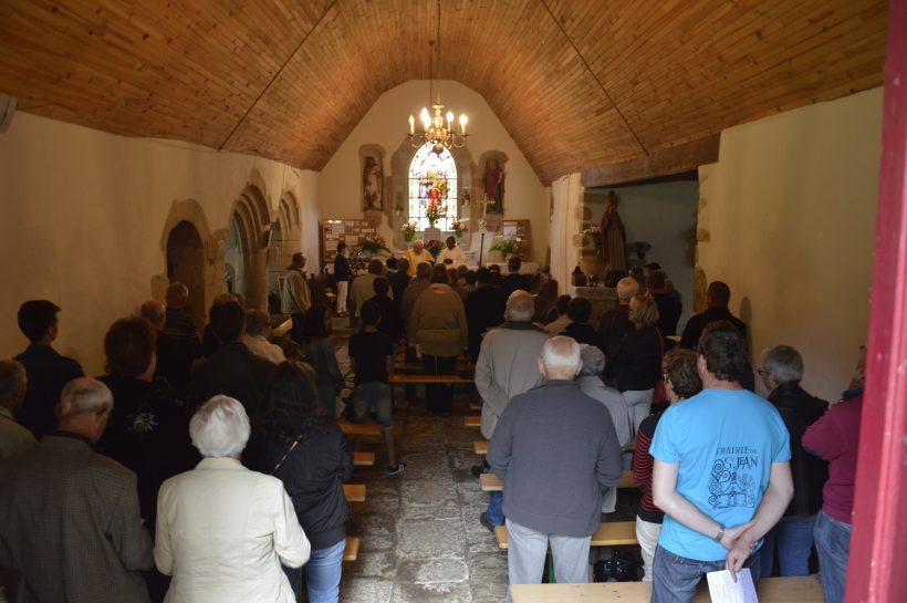 La derniere messe du pere Boudard a la Chapelle St Jean