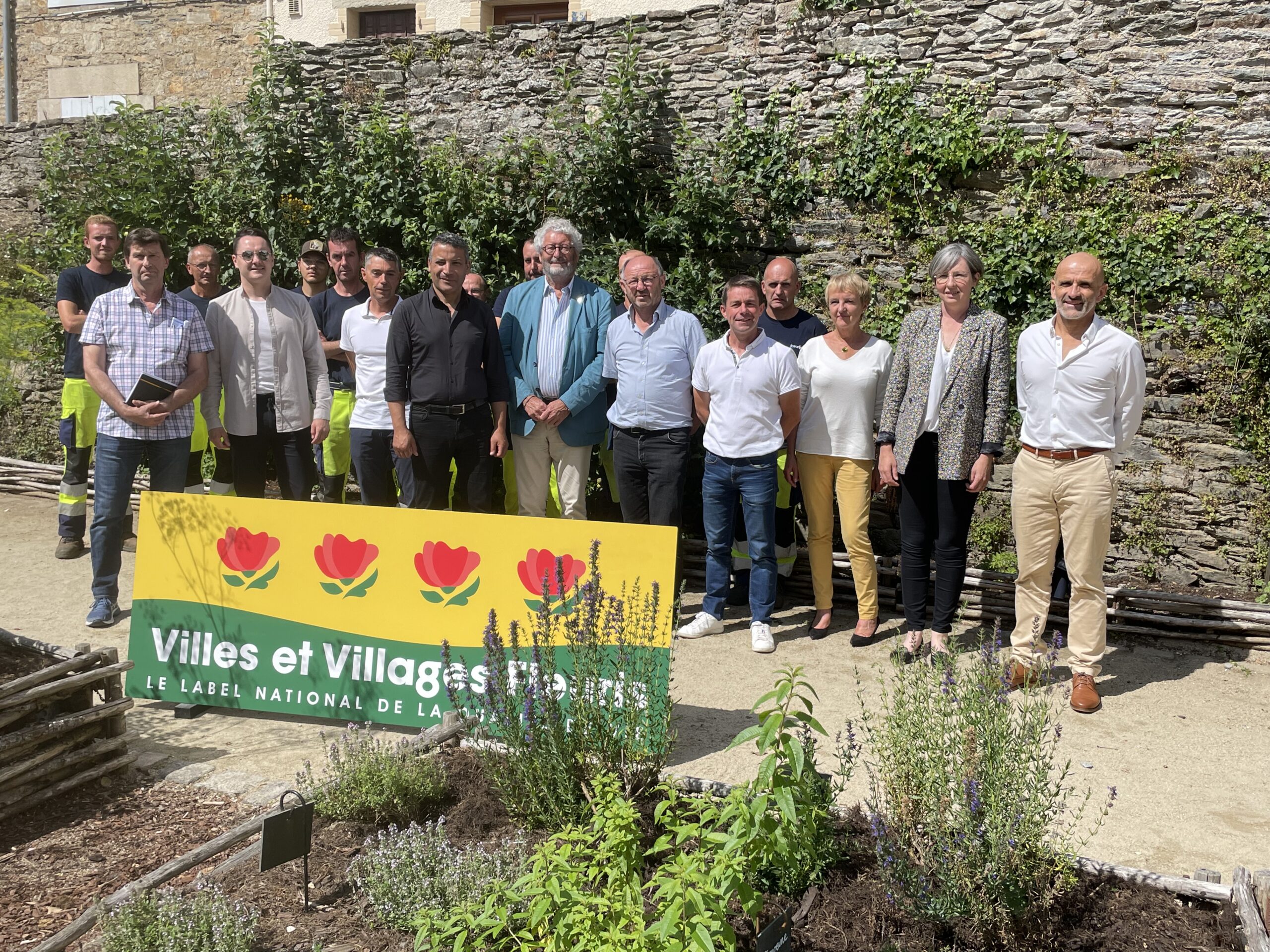 Page De Garde Candidature Villes Et Villages Fleuris Morbihan. Villes et villages fleuris : Josselin garde sa 4è fleur