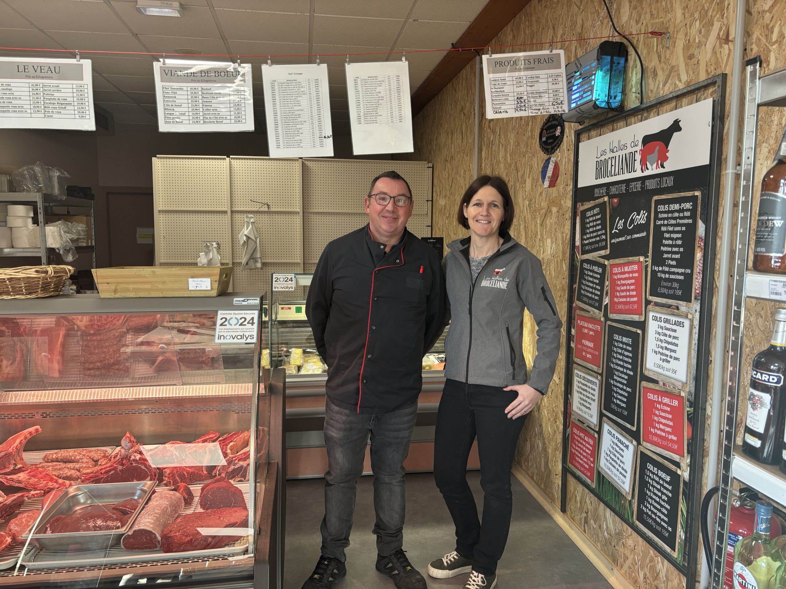 beignon-insolite-pendant-les-travaux-l-picerie-investit-la-salle